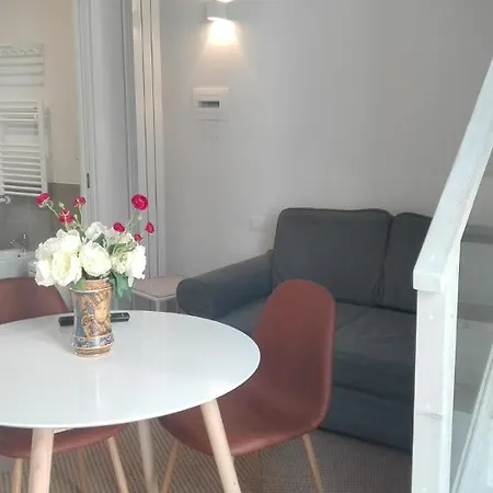 Piano Nobile By Napoliapartments Naples