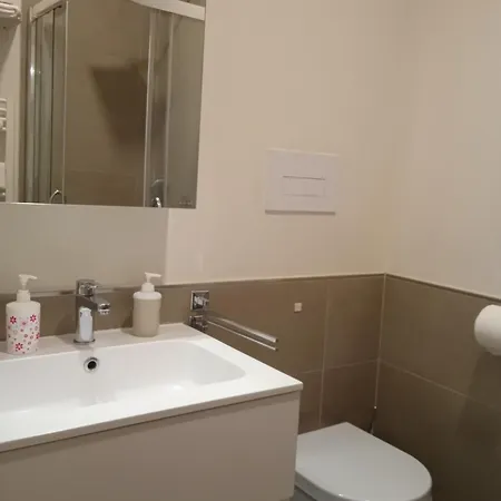 Piano Nobile By Napoliapartments 4*