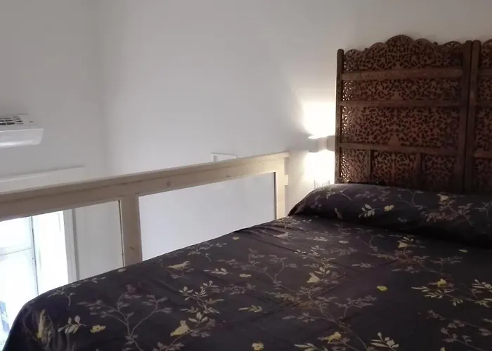 Couette-café Piano Nobile By Napoliapartments