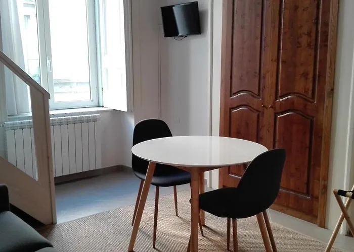 Couette-café Piano Nobile By Napoliapartments Naples