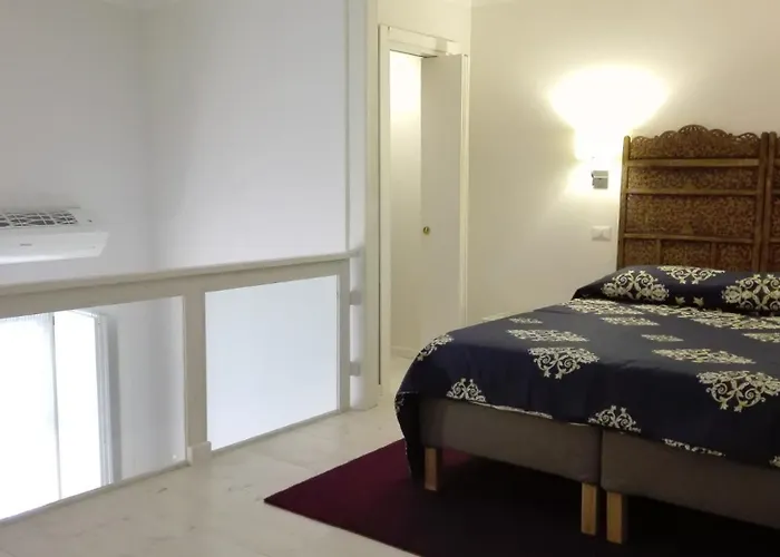 Couette-café Piano Nobile By Napoliapartments