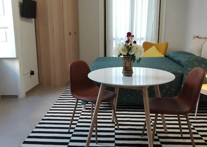 Couette-café Piano Nobile By Napoliapartments