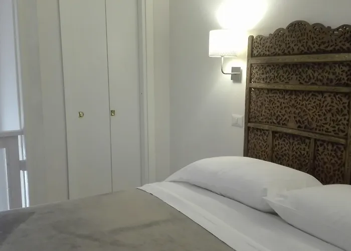 Piano Nobile By Napoliapartments 4*