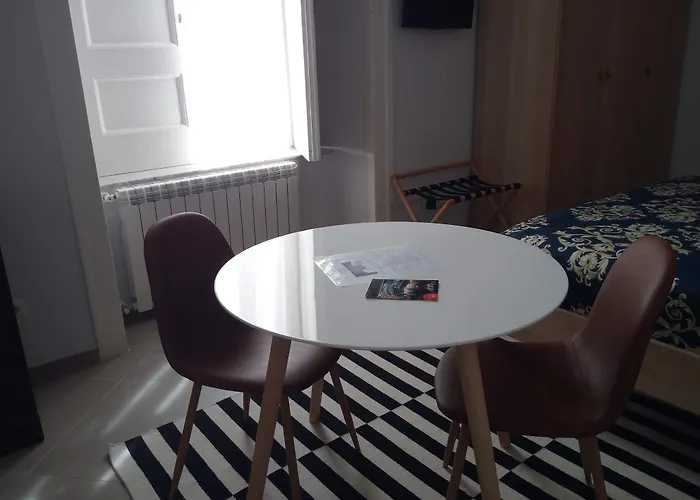 Couette-café Piano Nobile By Napoliapartments 4*